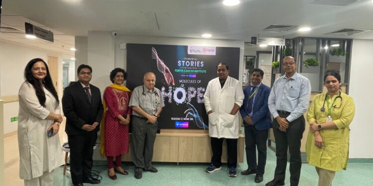 फोर्टिस हॉस्पिटल मुलुंडमधील फोर्टिस कॅन्सर इन्स्टिट्यूटला जिओहॉटस्टारवरील ‘मॉलिक्यूल्स ऑफ होप’ या डॉक्यूसीरिजमध्ये स्थान मिळाले असून, भारतामधील कॅन्सर उपचार क्षेत्रात होत असलेल्या बदलांना यातून दाखवण्यात आले आहे
